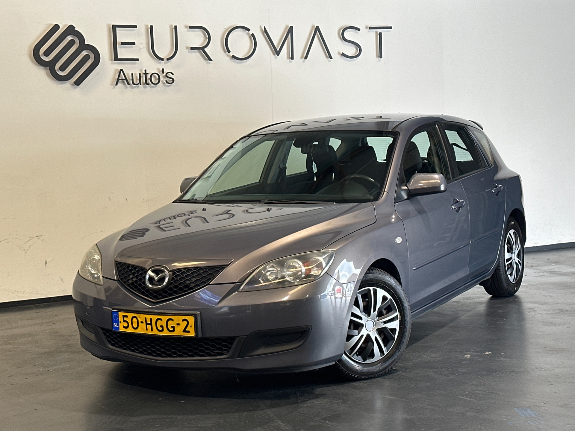 Mazda Mazda 3 1.6 S-VT Touring Navi Airco 5d Nieuwe Apk 2008 - voorkant