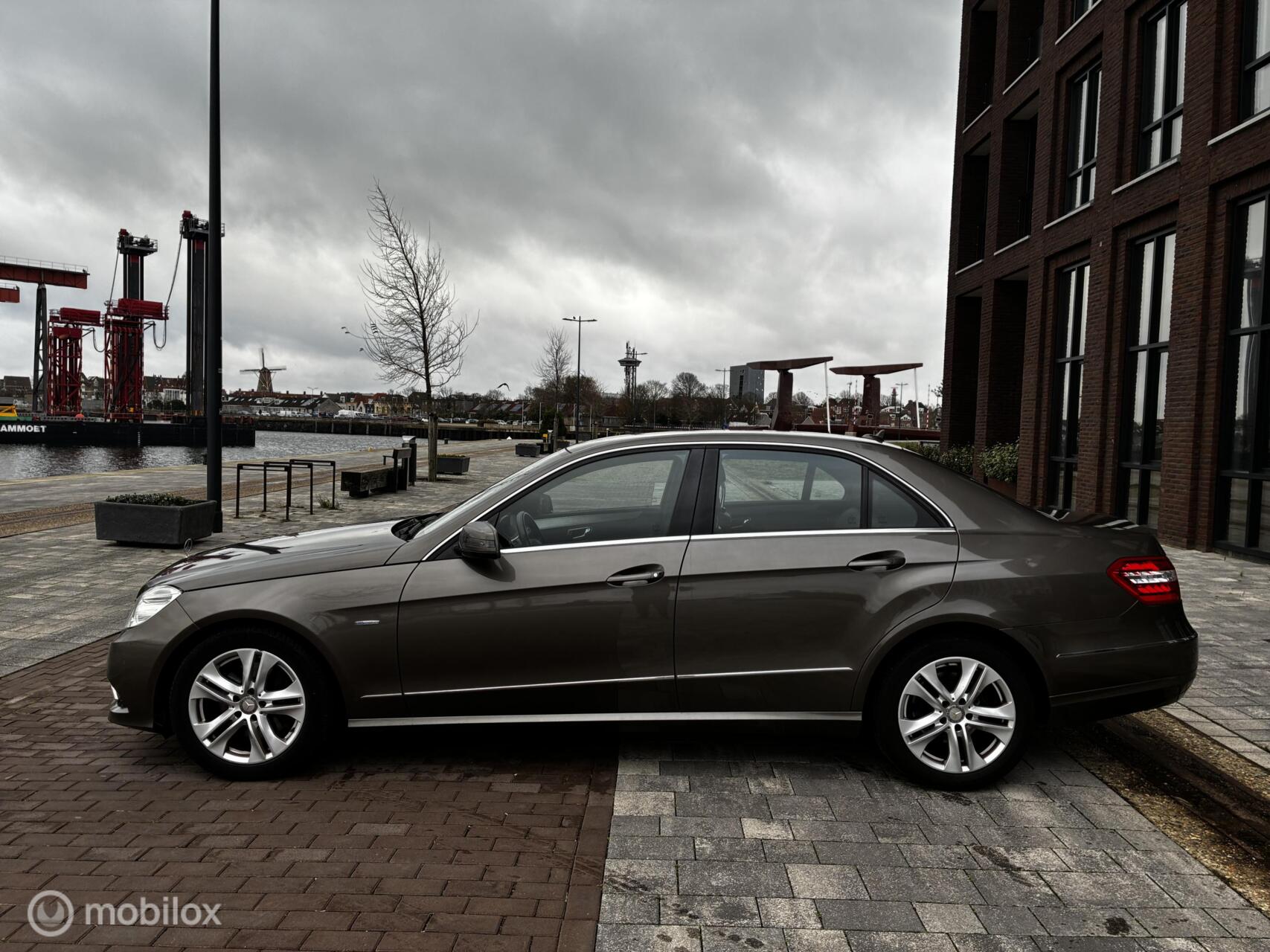 Foto van Mercedes-Benz E 250 Cgi