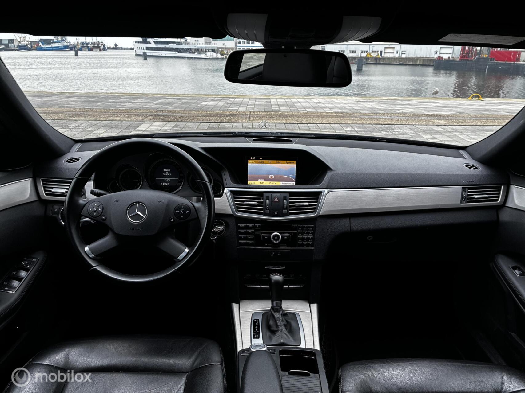 Foto van Mercedes-Benz E 250 Cgi