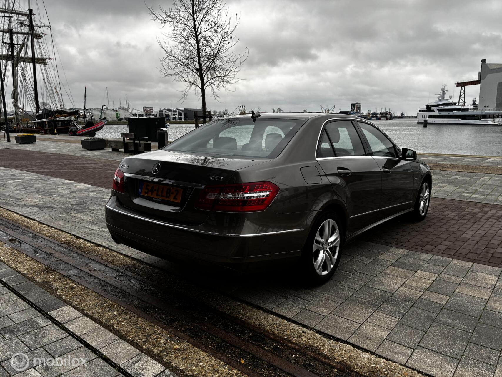 Foto van Mercedes-Benz E 250 Cgi