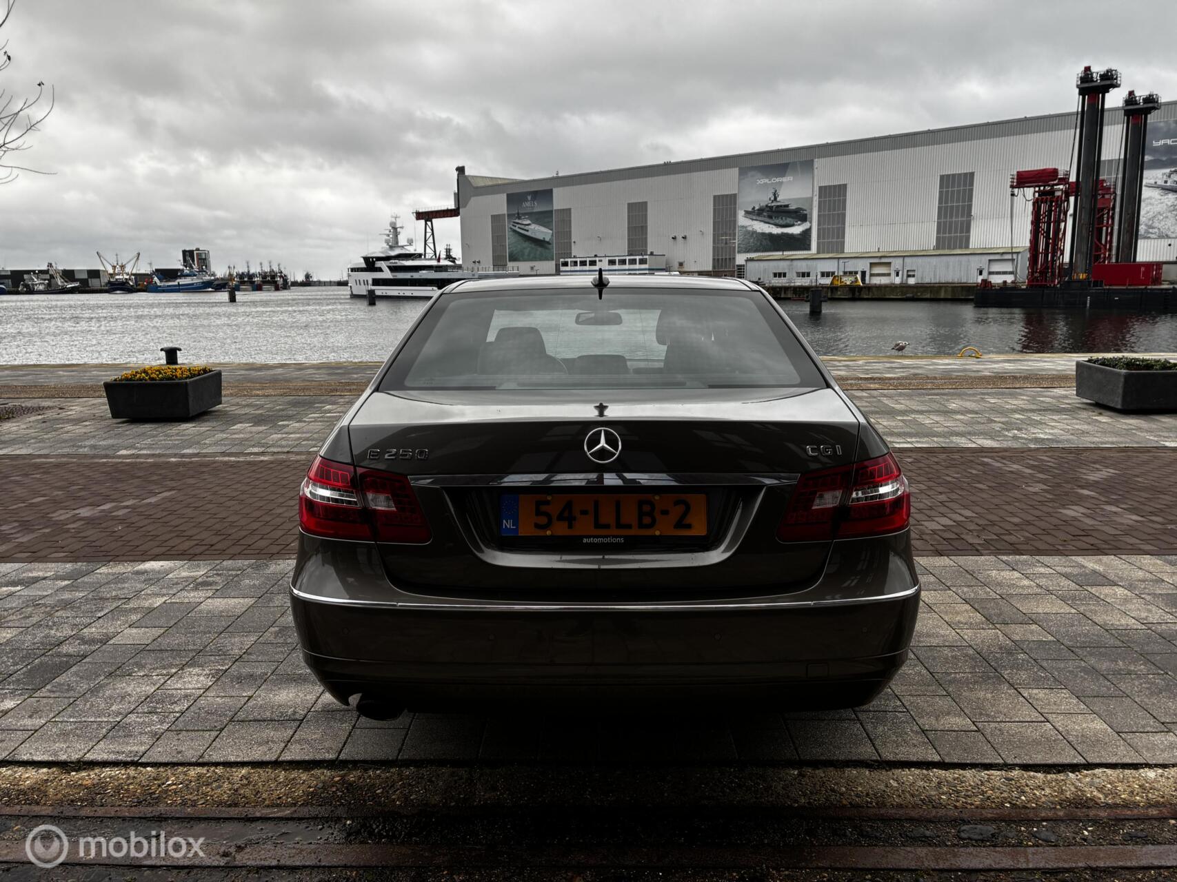 Foto van Mercedes-Benz E 250 Cgi