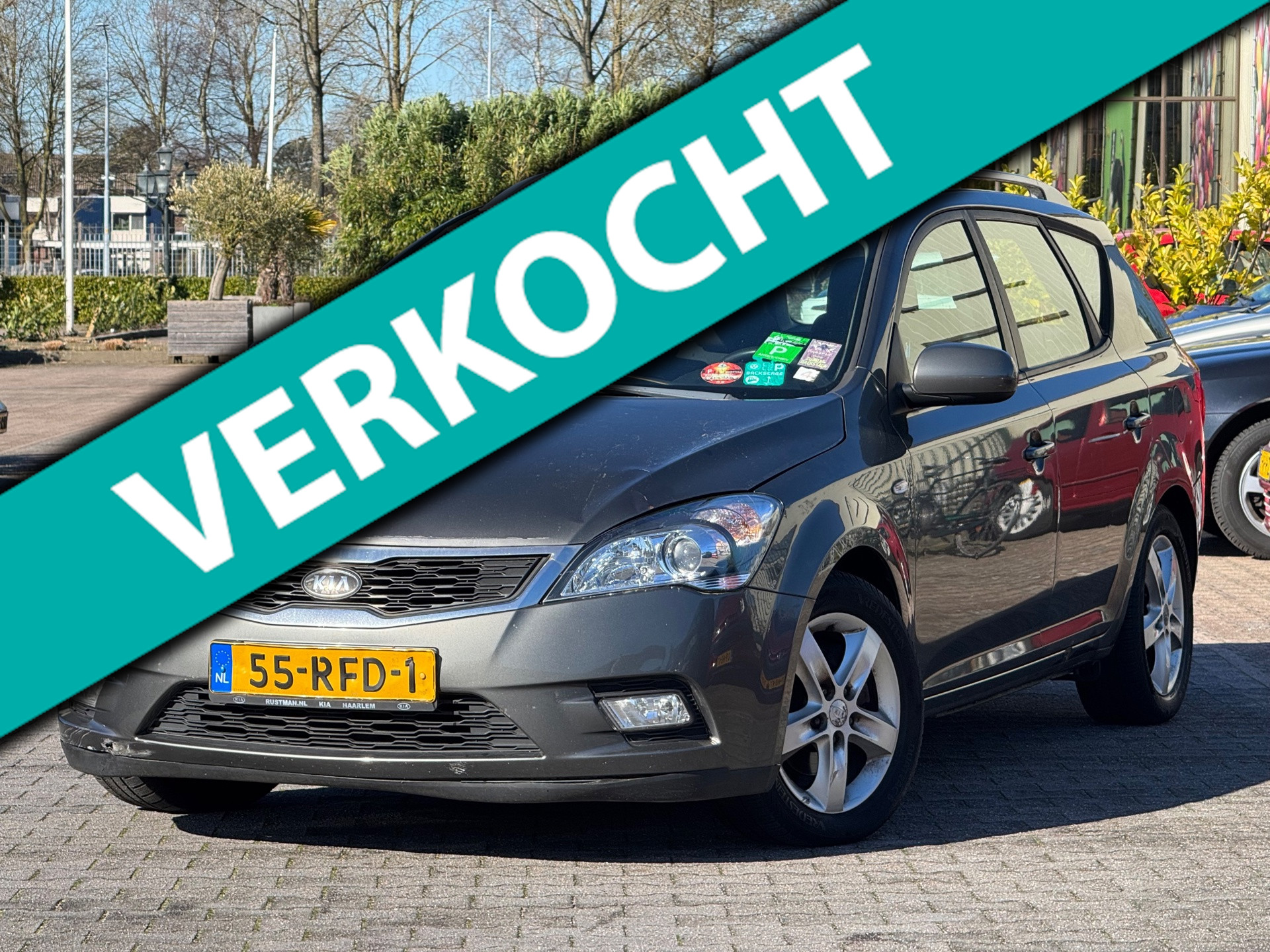 Kia Cee D 1.4 APK | 01-09-2026 | Groot scherm | Climate control | Bluethooth | Cruise control | 2011 - voorkant