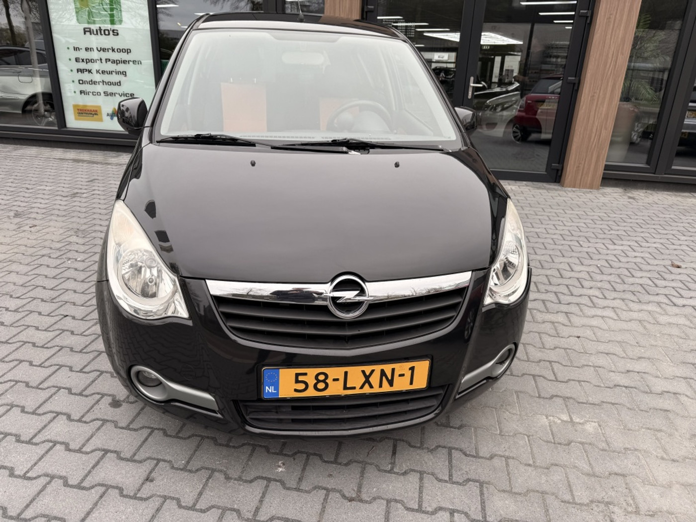Foto van Opel Agila