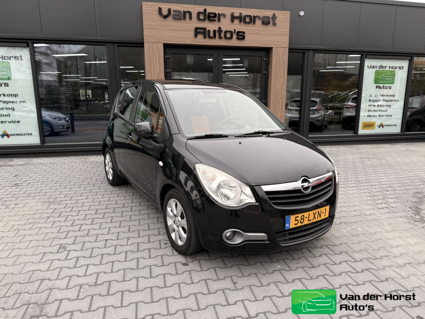 Opel Agila 1.2 Edition 2010 - voorkant