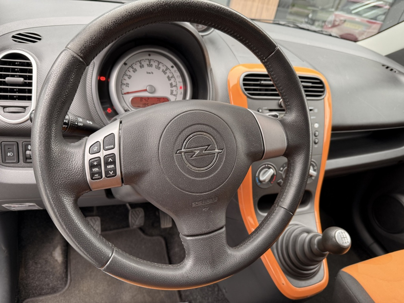Foto van Opel Agila
