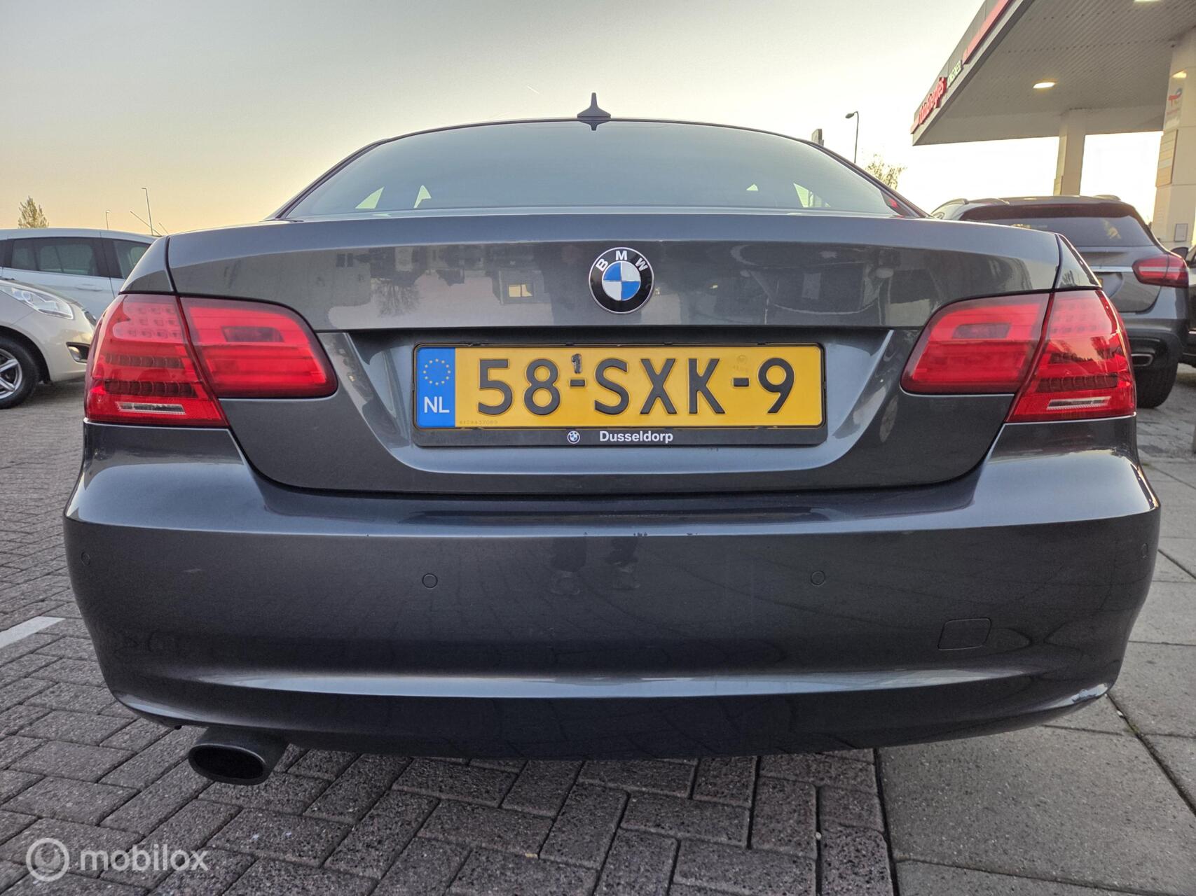 Foto van BMW 320i
