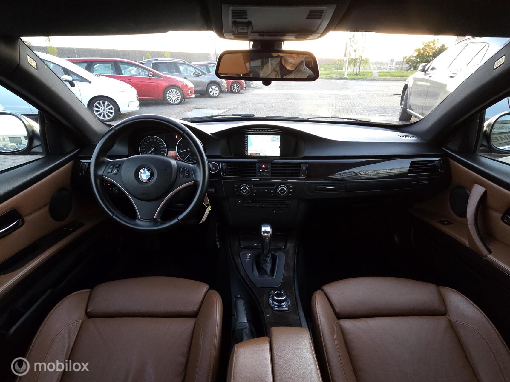 Foto van BMW 320i