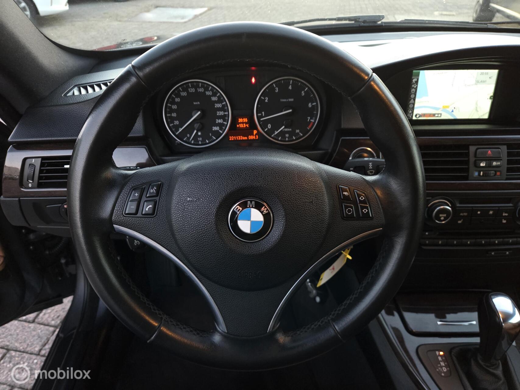 Foto van BMW 320i