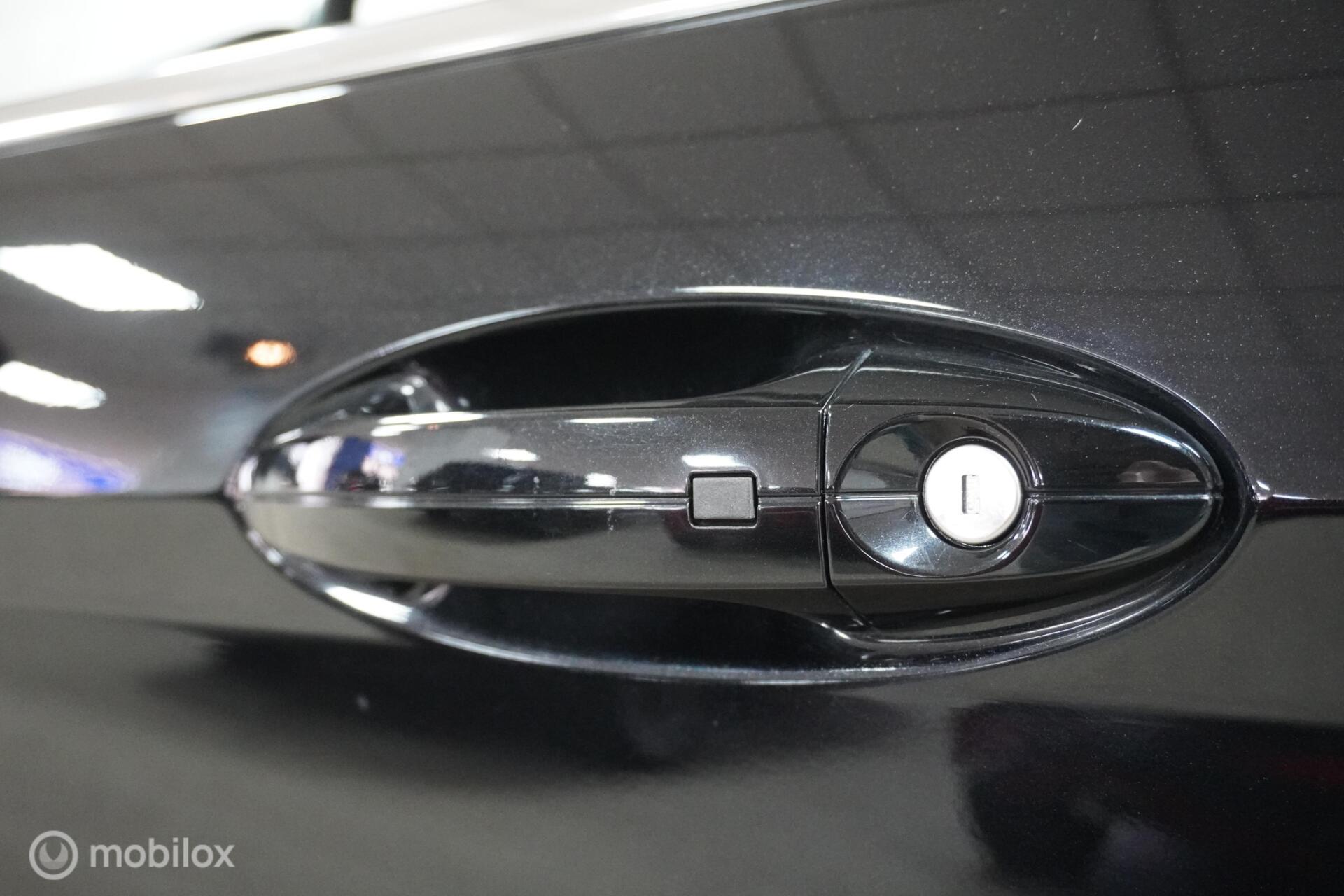 Foto van Ford B-max
