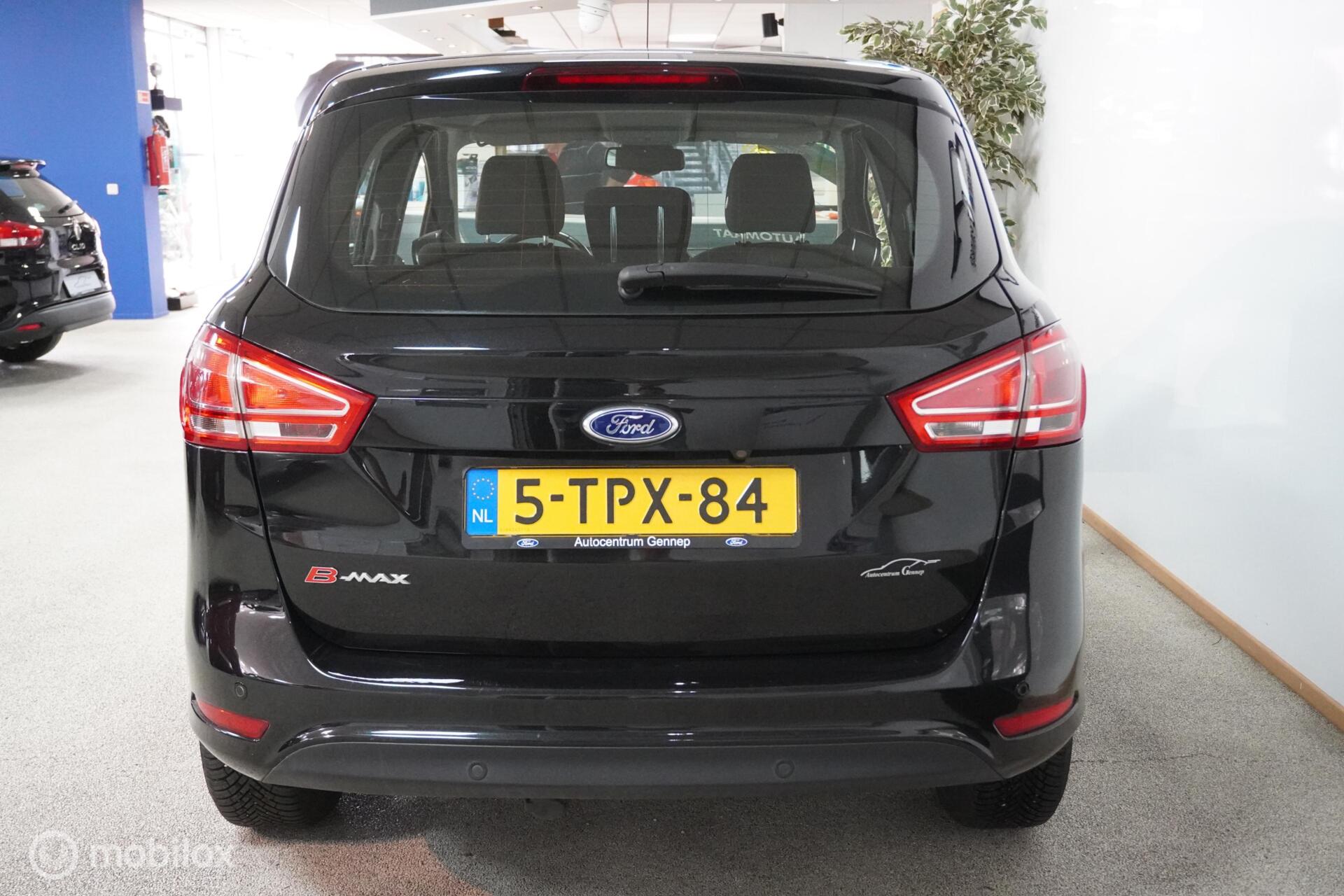 Foto van Ford B-max