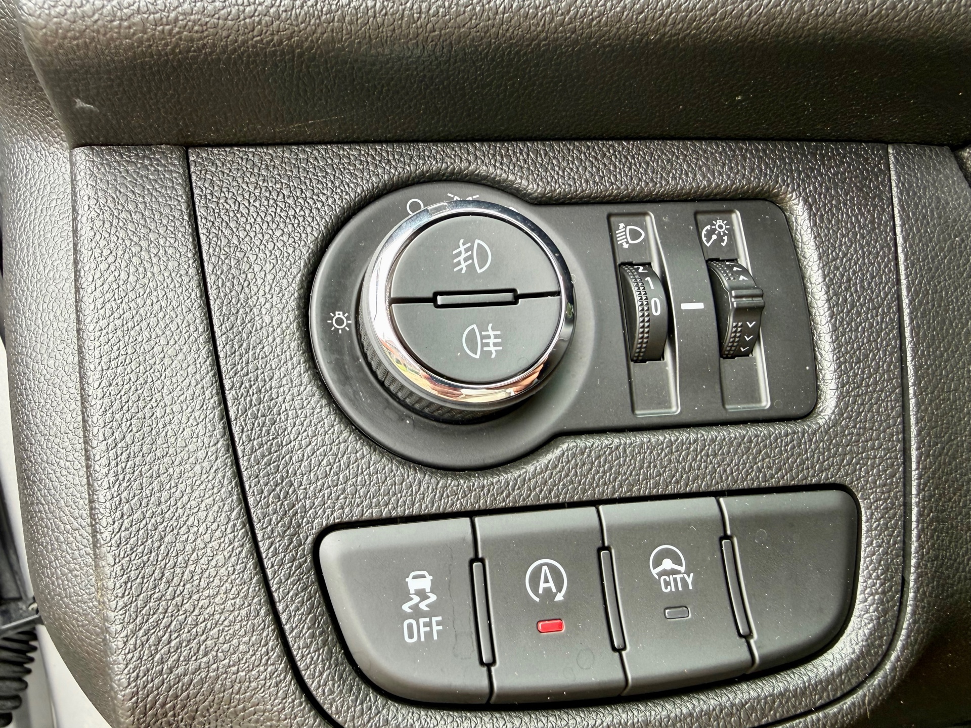 Foto van Opel Karl Rocks / Viva Rocks
