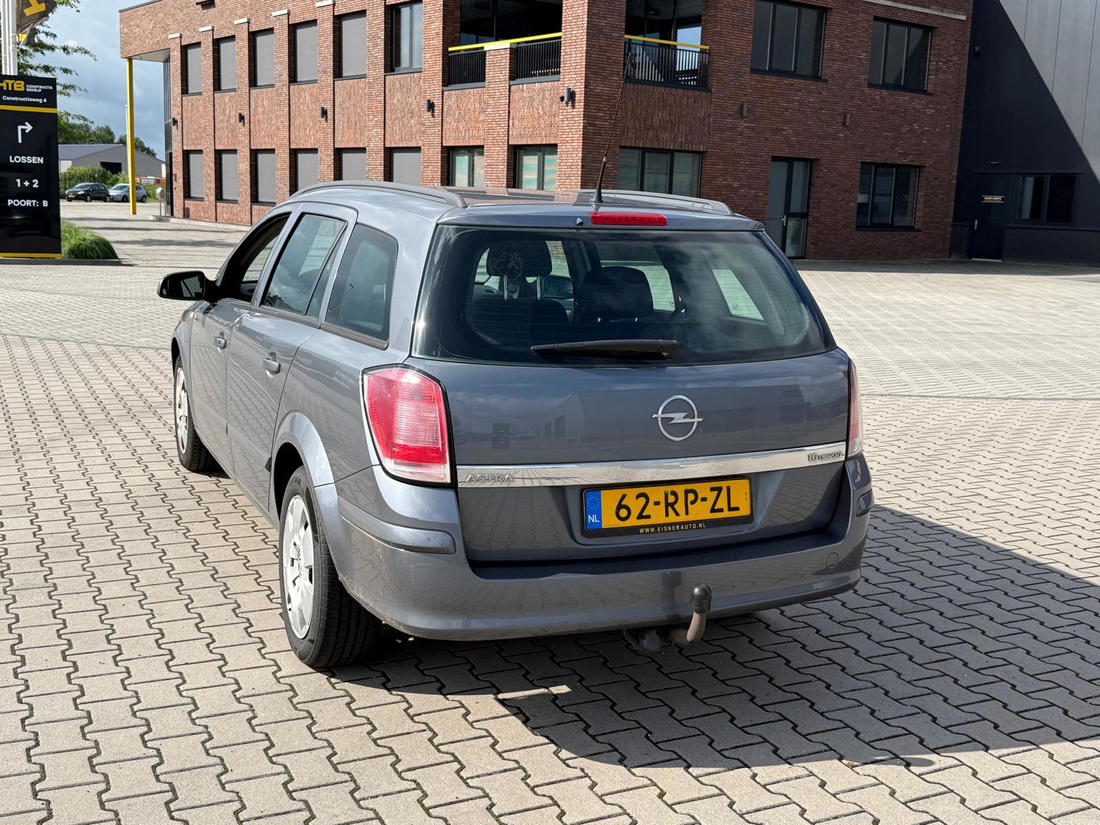 Foto van Opel Astra Station Wagon