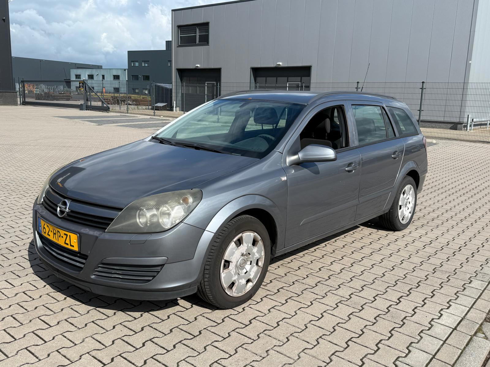 Opel Astra Station Wagon 1.6 Enjoy|Cruise|Trekhaak|Airco 2005 - voorkant