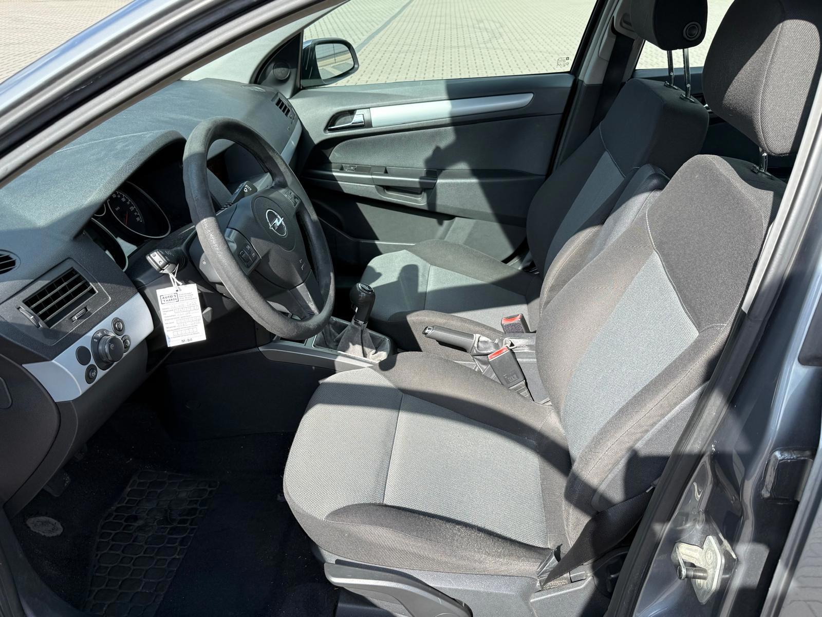 Foto van Opel Astra Station Wagon