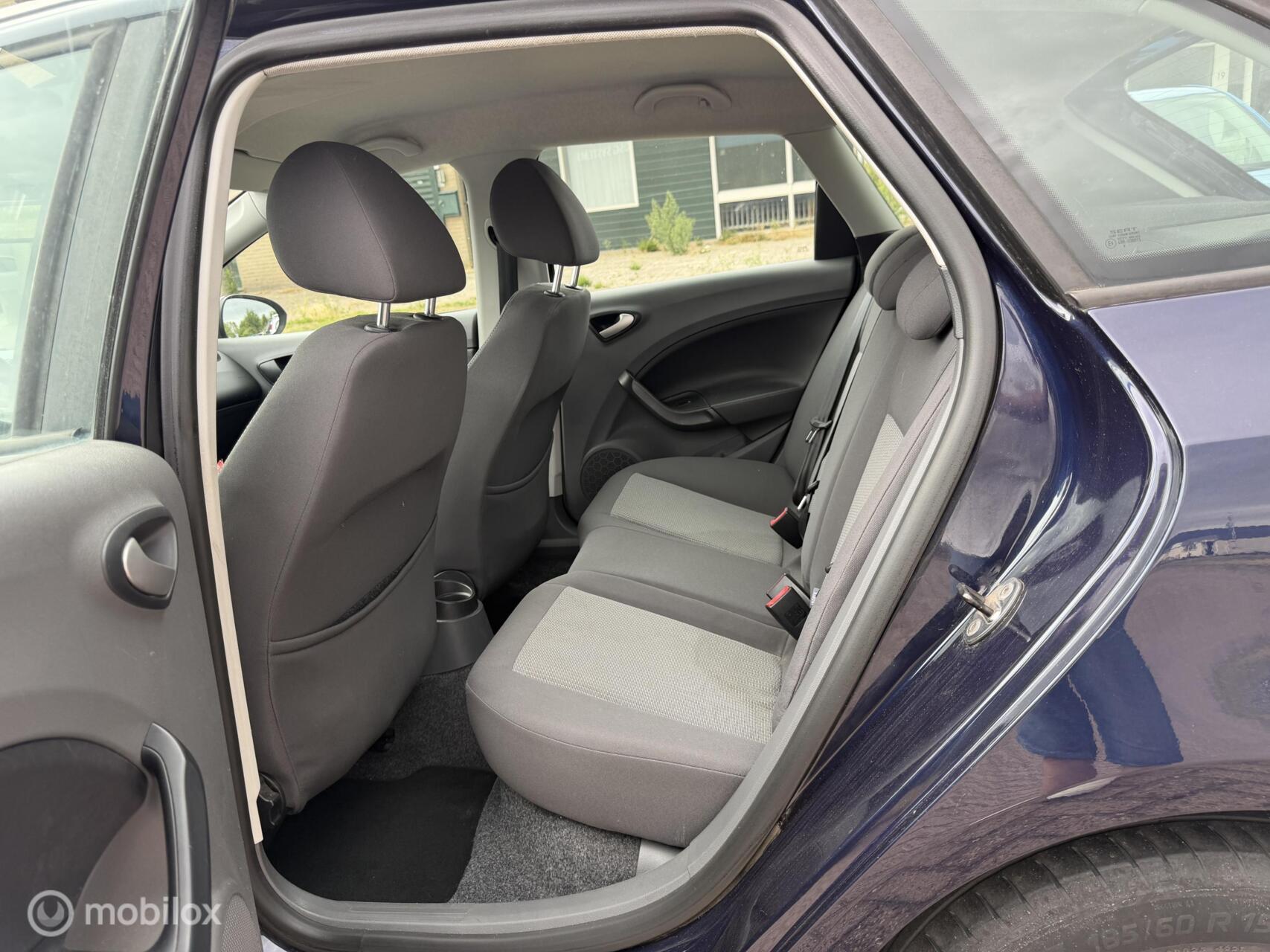 Foto van Seat Ibiza ST