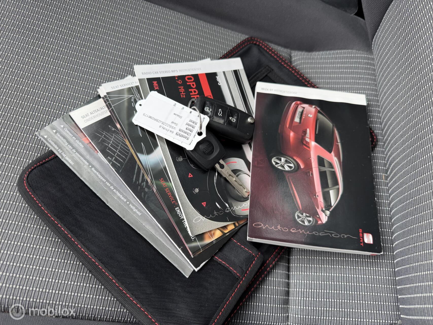 Foto van Seat Ibiza ST
