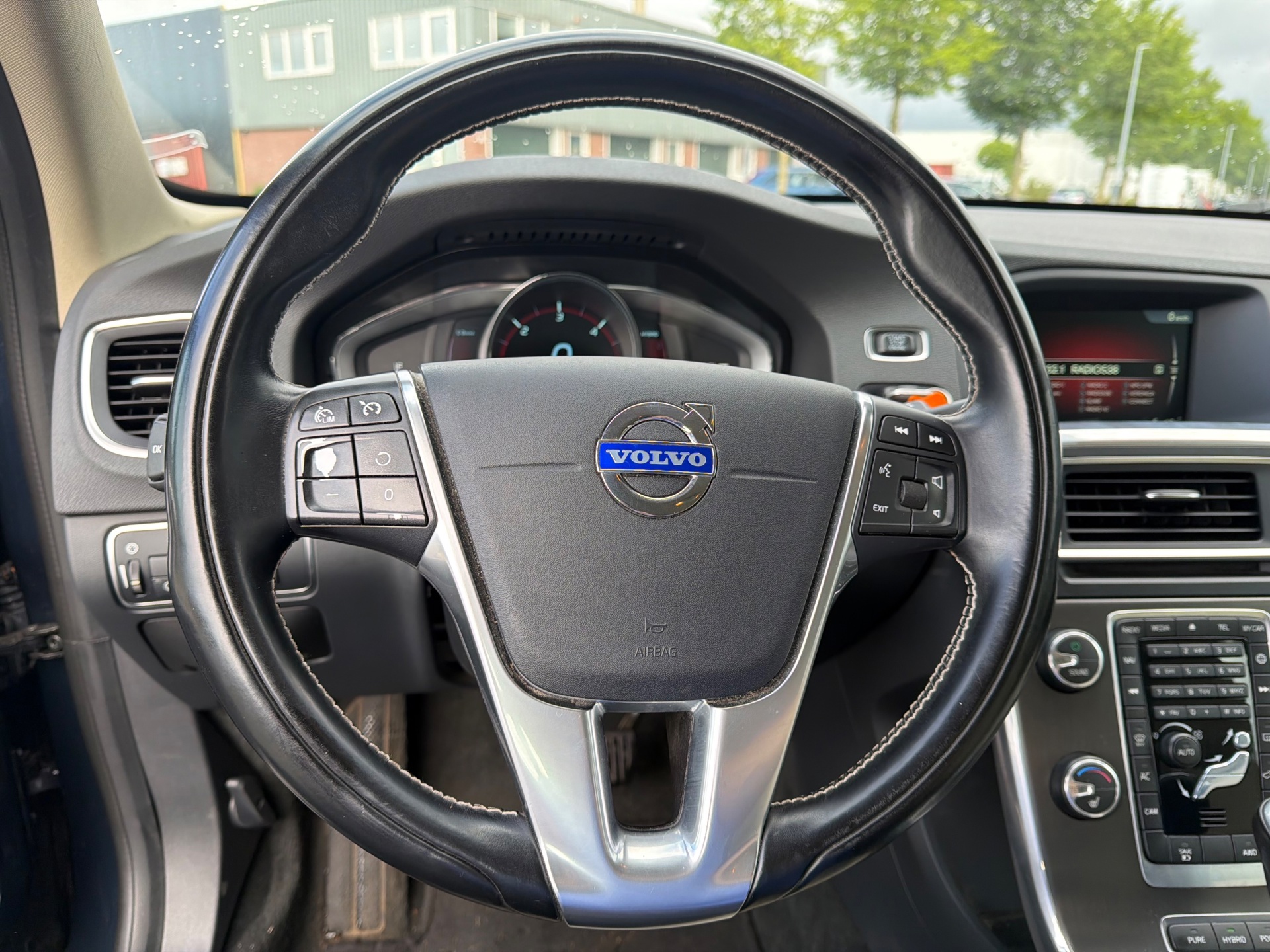 Foto van Volvo V60 Plug In Hybrid