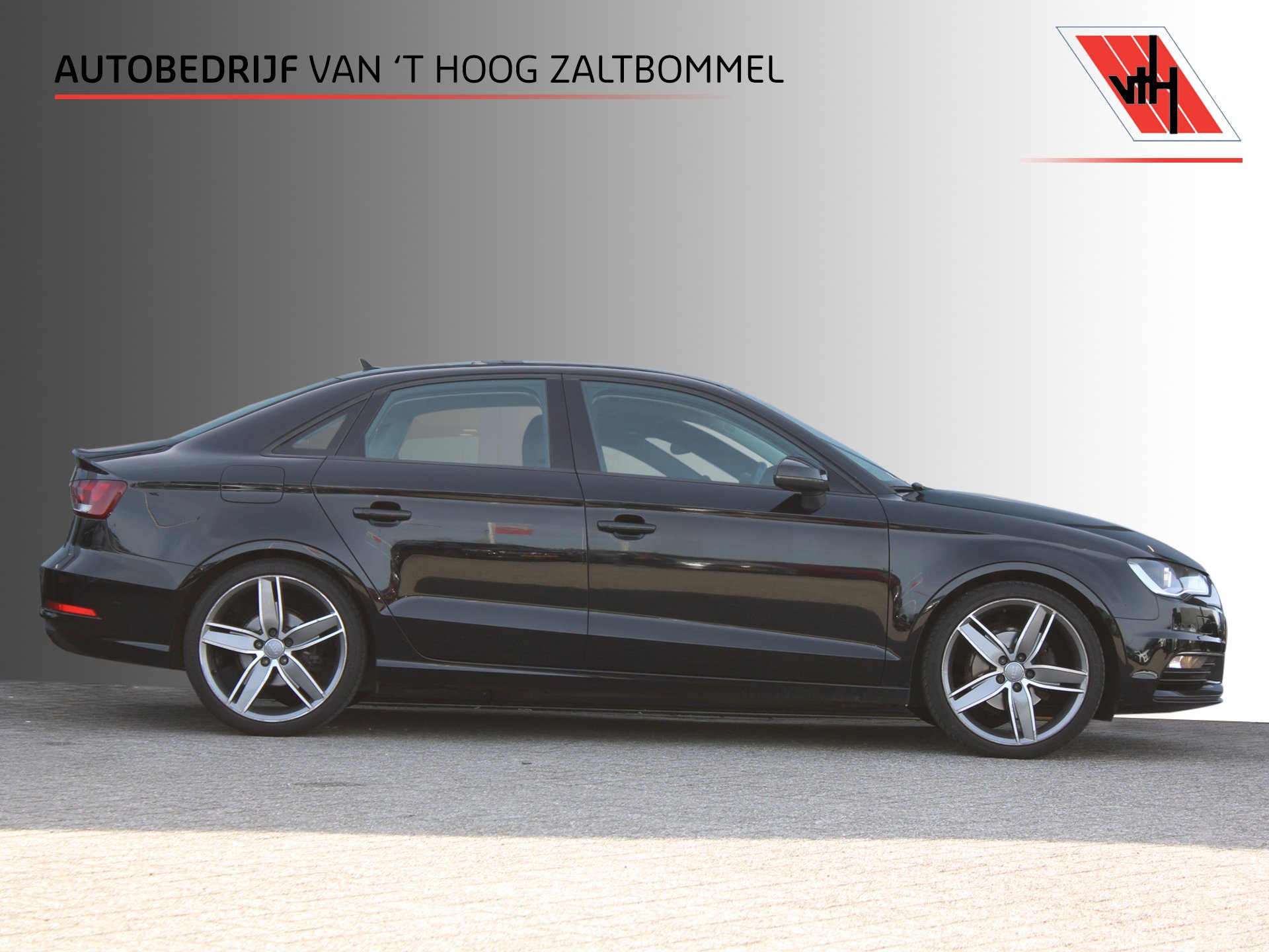 Audi A3 Limousine 1.4 TFSI CoD Ambition Pro Line PANORAMADAK B&O NAVI CAMERA 19'' NL AUTO 2014 - voorkant