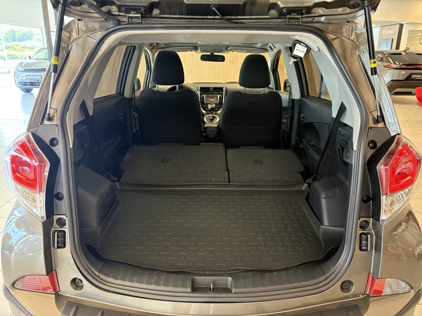 Foto van Toyota Toyota Verso-s