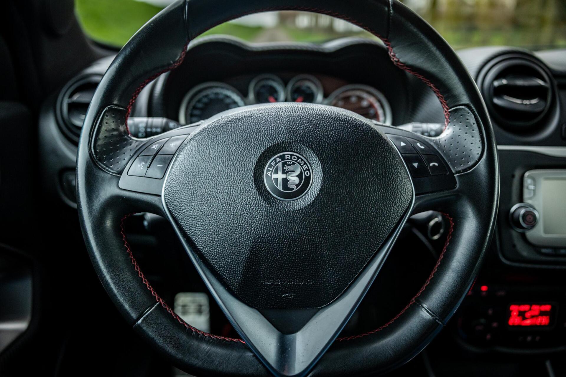 Foto van Alfa Romeo Alfa Mito