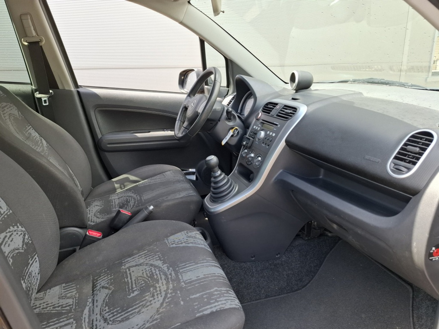 Foto van Opel Agila