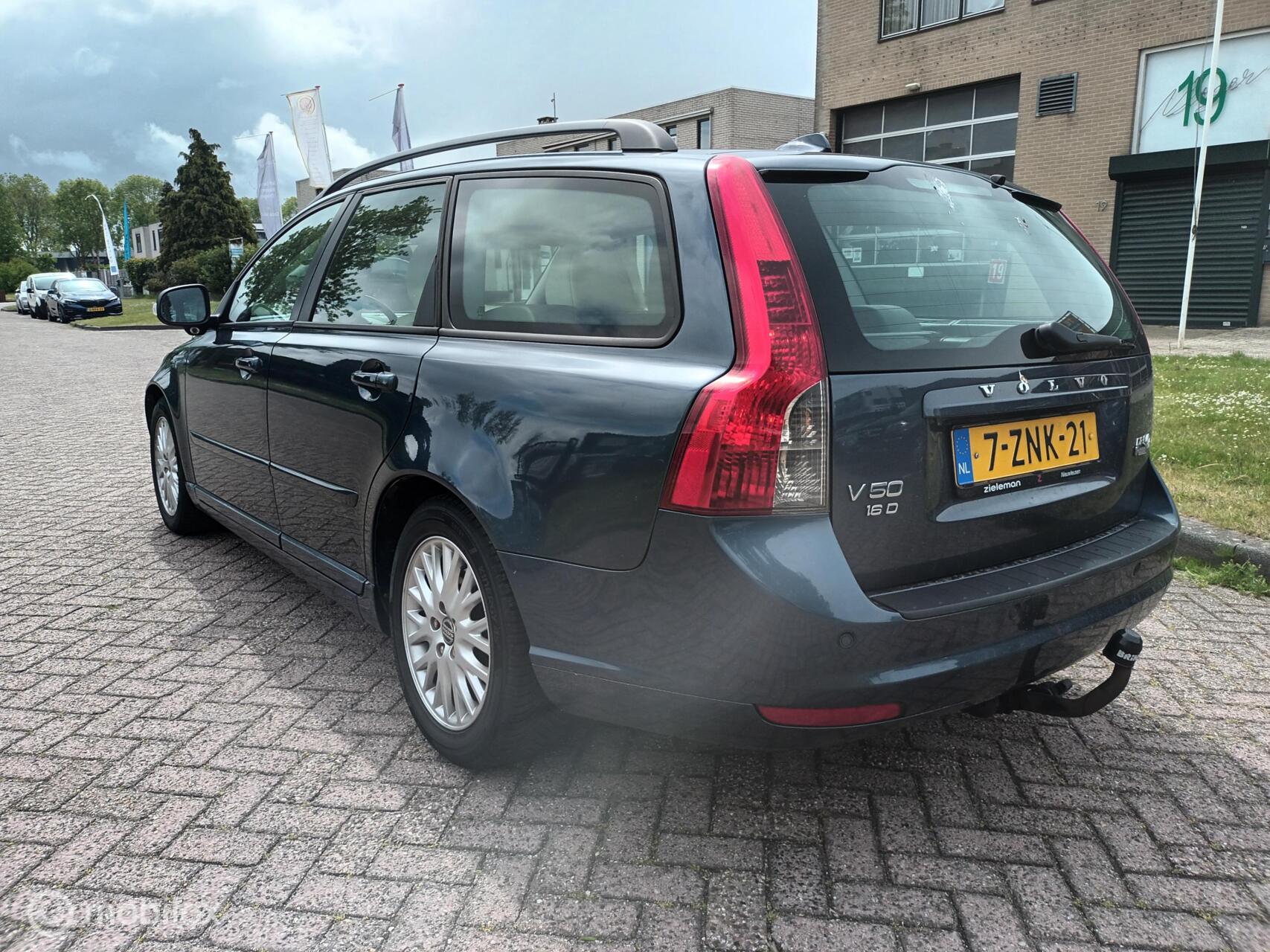 Foto van Volvo V50