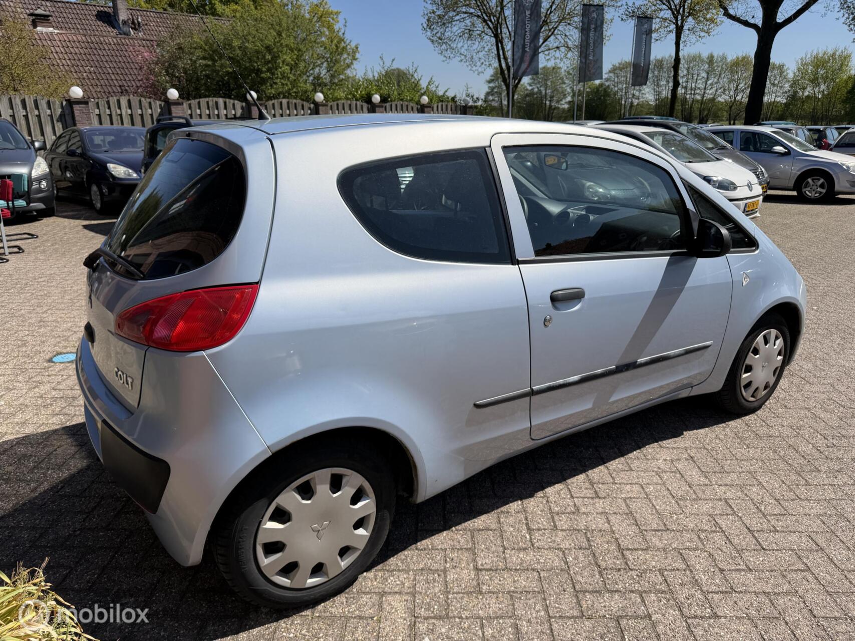 Foto van Mitsubishi Mitsubishi Colt