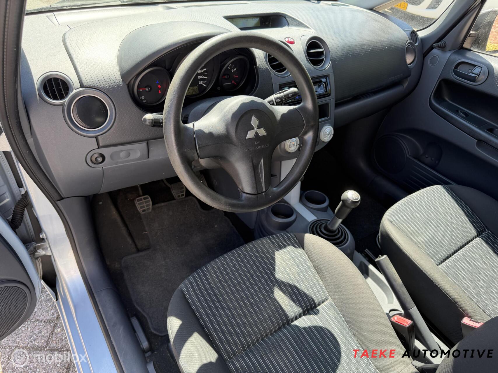 Foto van Mitsubishi Mitsubishi Colt
