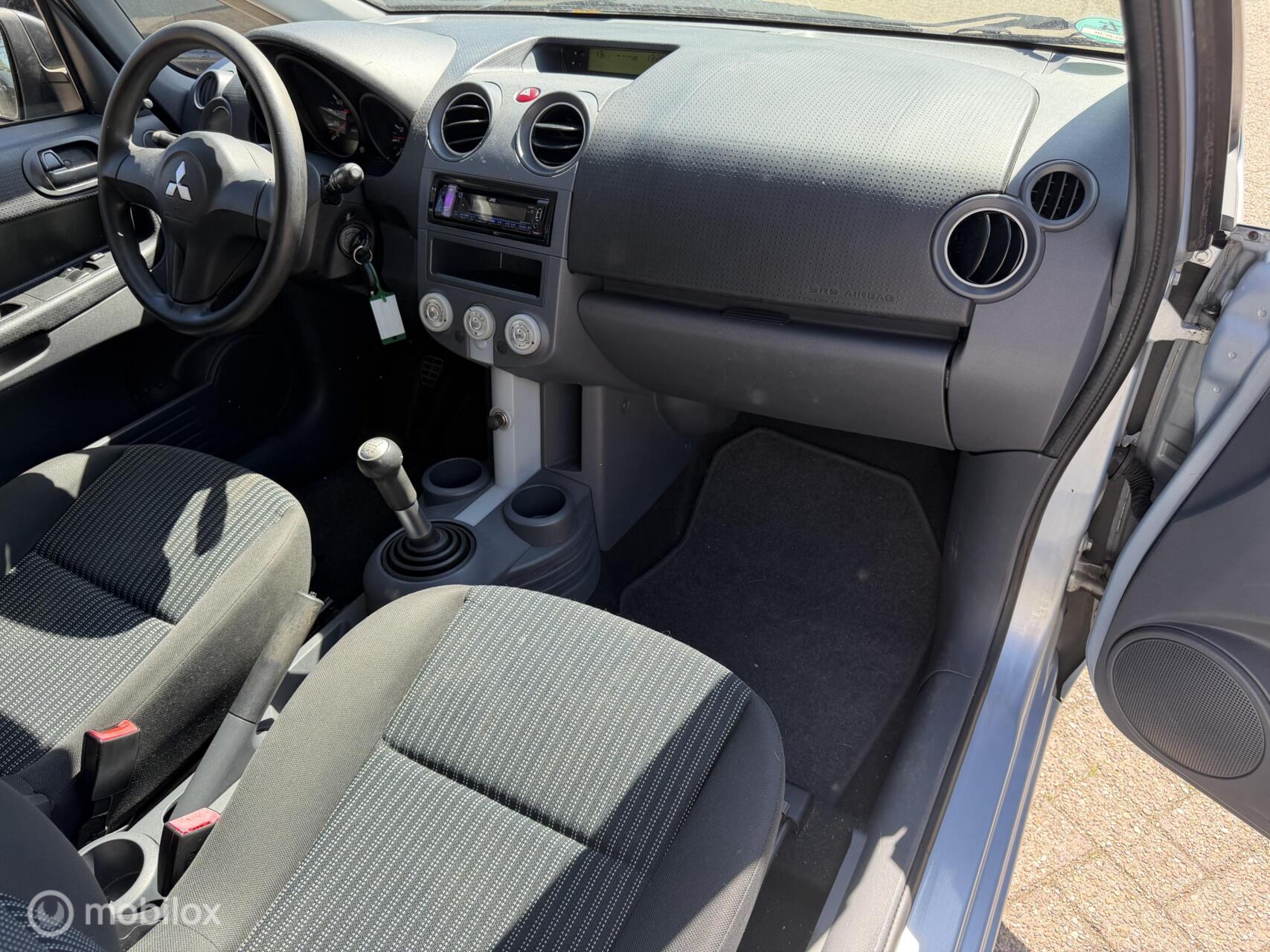 Foto van Mitsubishi Mitsubishi Colt