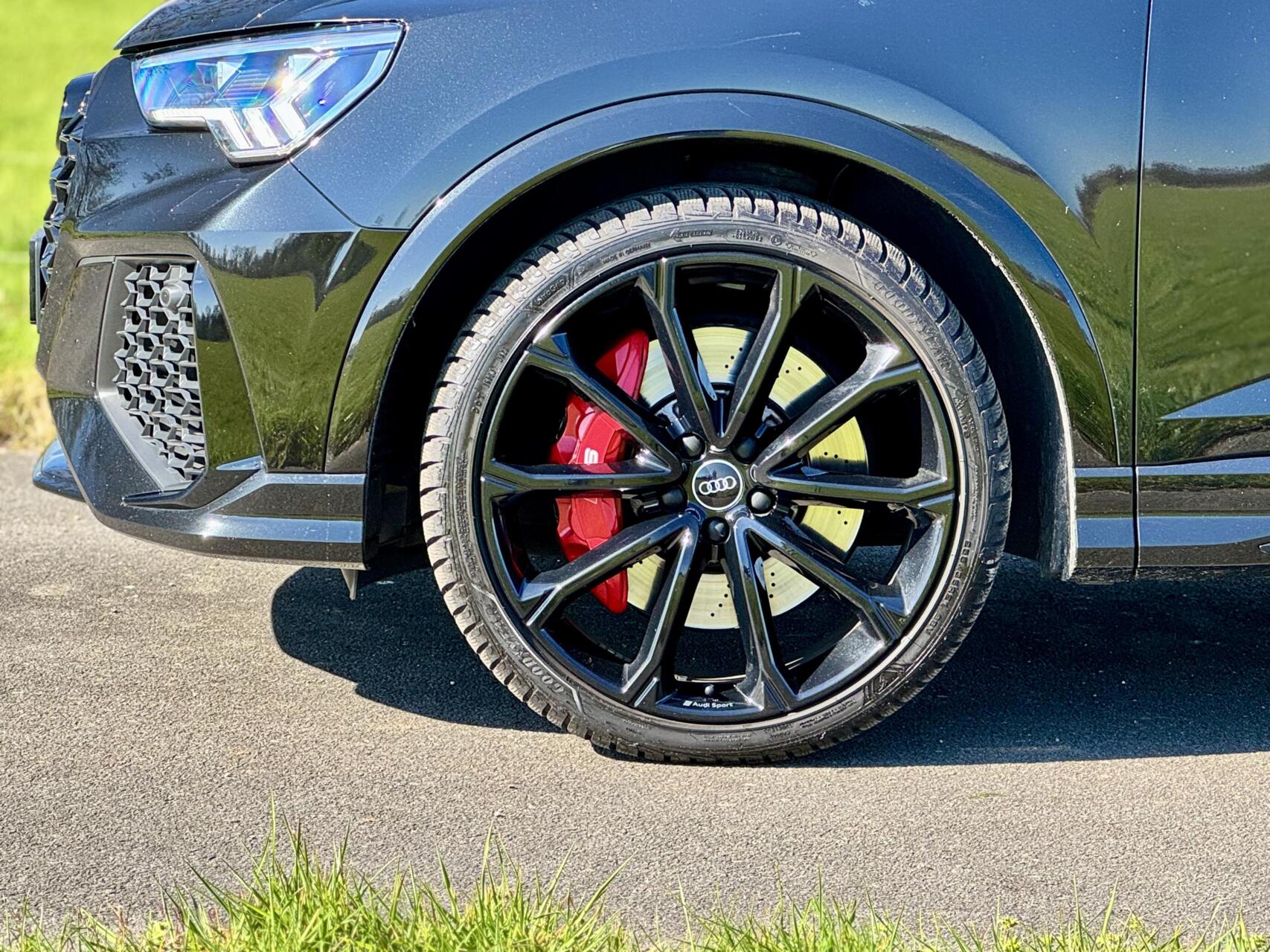 Foto van Audi RS Q3 Sportback