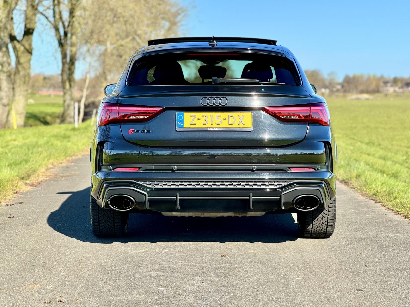 Foto van Audi RS Q3 Sportback