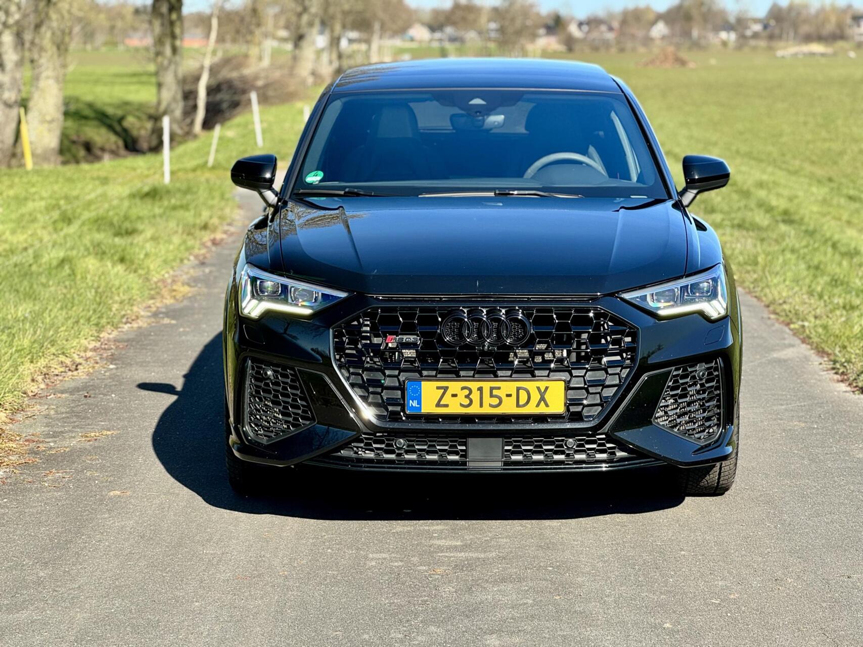 Foto van Audi RS Q3 Sportback