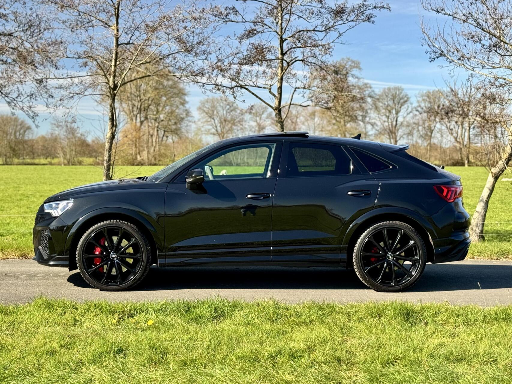 Foto van Audi RS Q3 Sportback