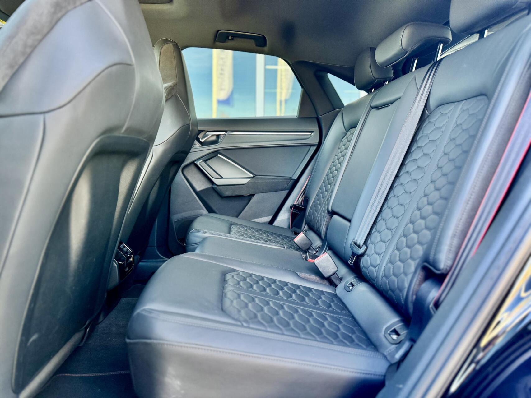 Foto van Audi RS Q3 Sportback