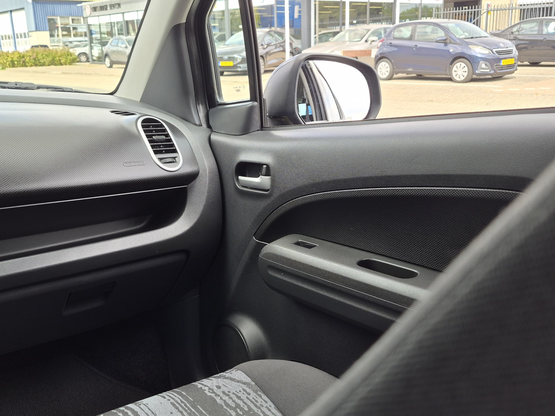 Foto van Opel Agila