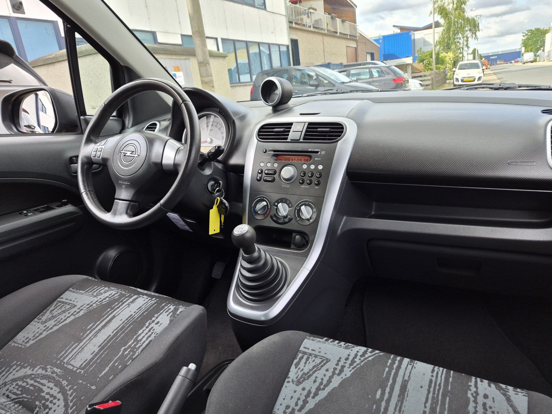 Foto van Opel Agila