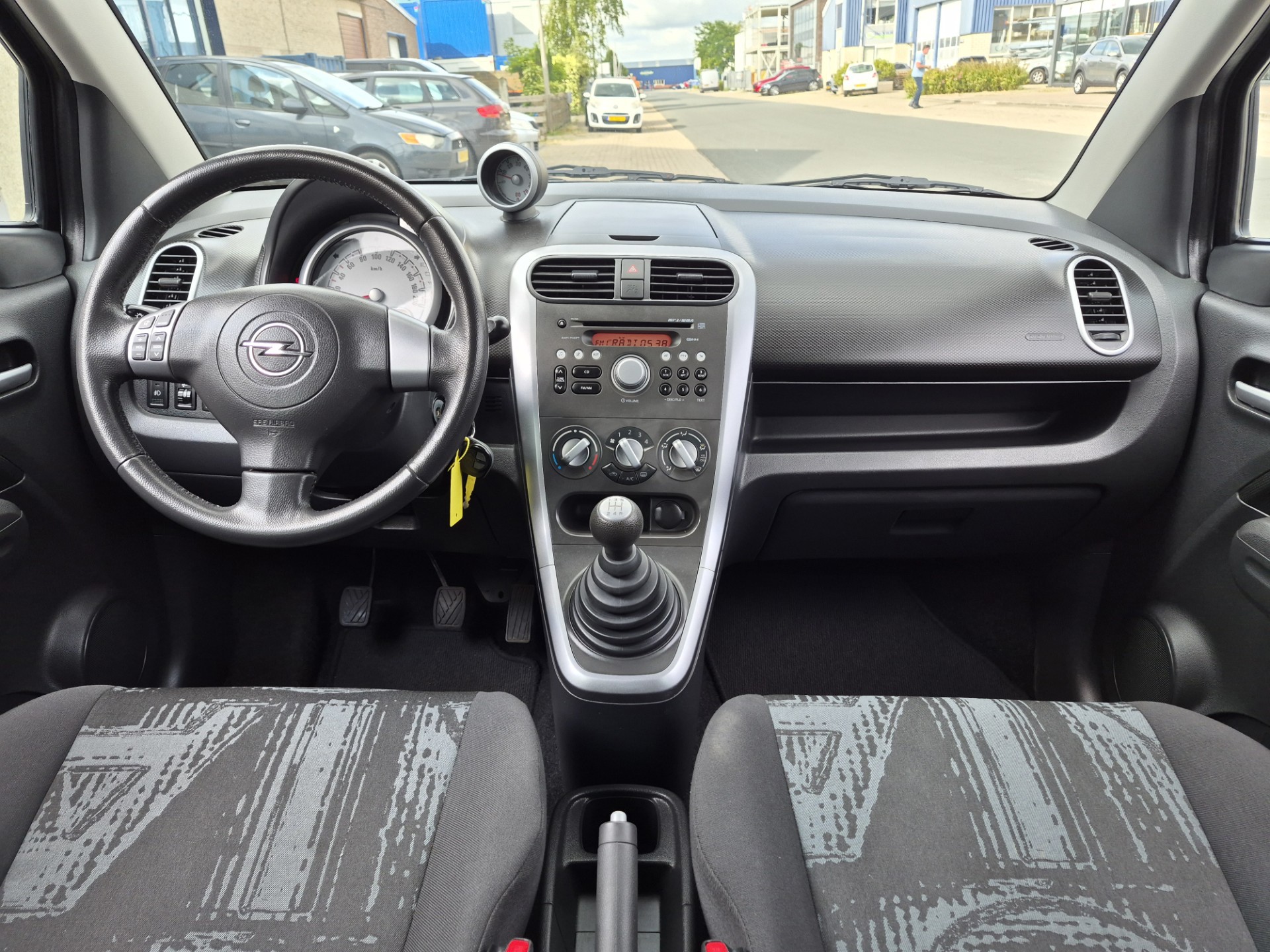 Foto van Opel Agila