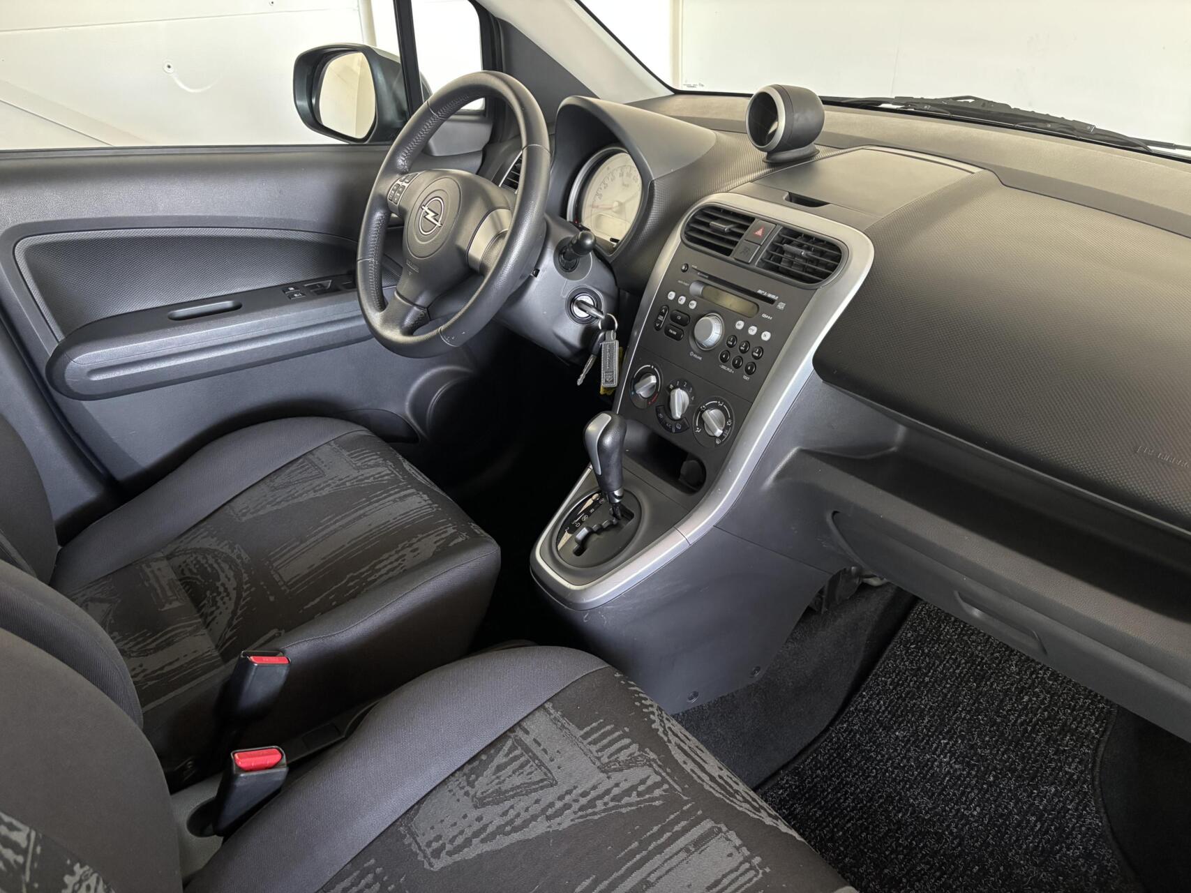 Foto van Opel Agila