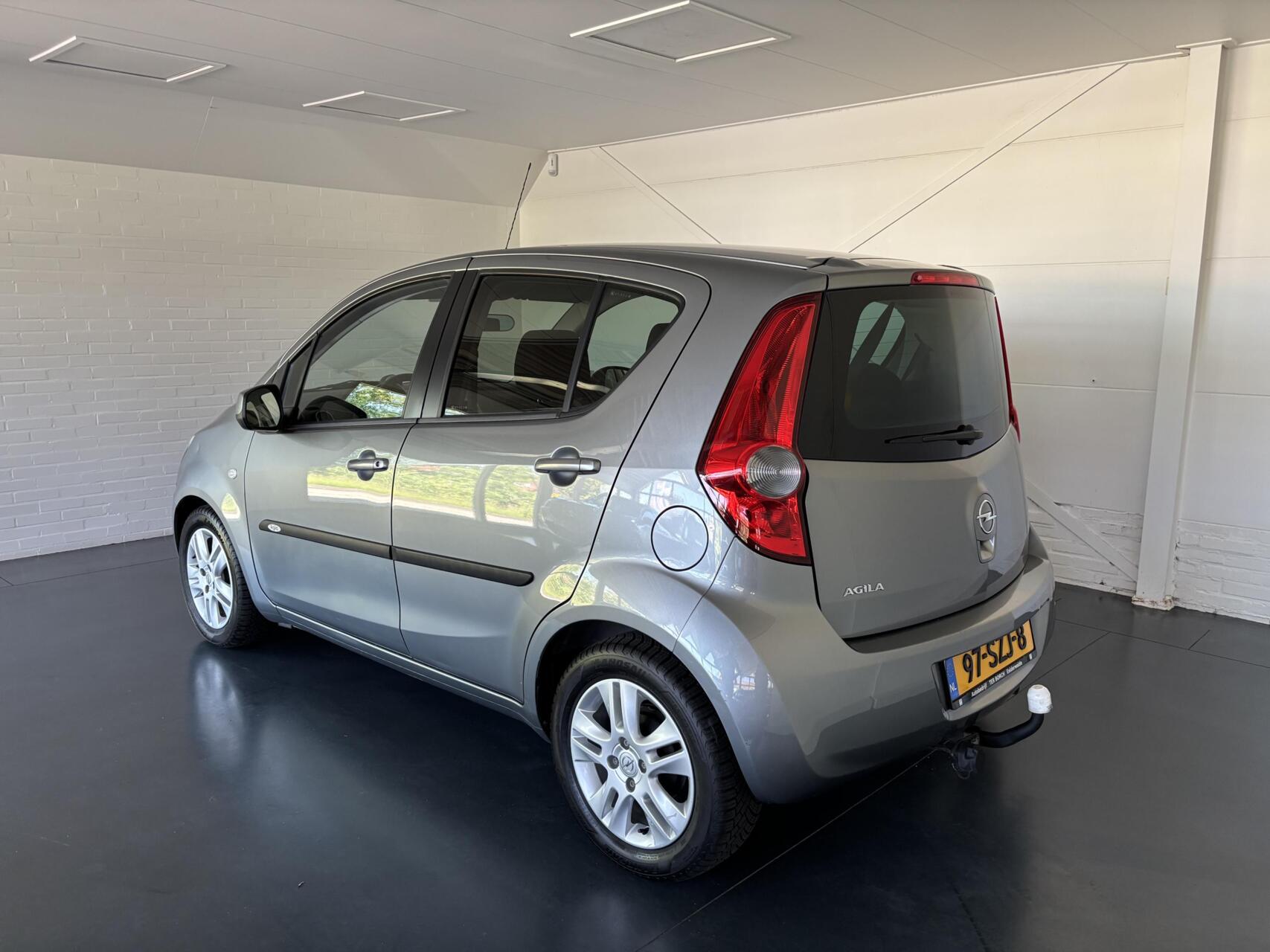 Foto van Opel Agila