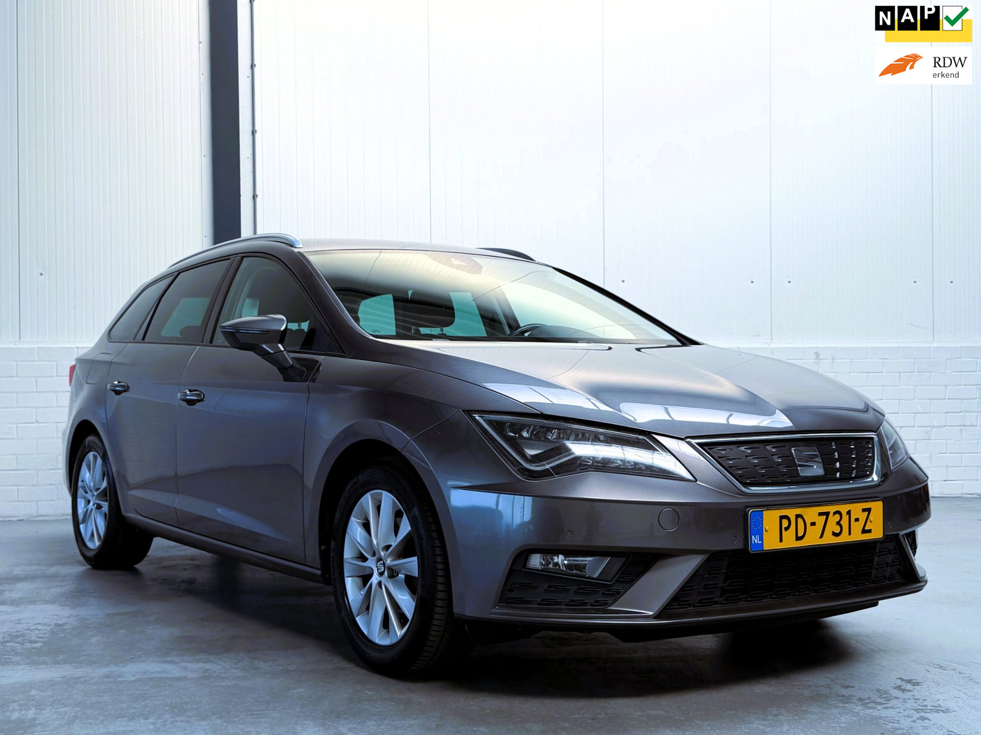 Seat Leon ST 1.0 EcoTSI Style Business Intense|Carplay|Org NL 2017 - voorkant