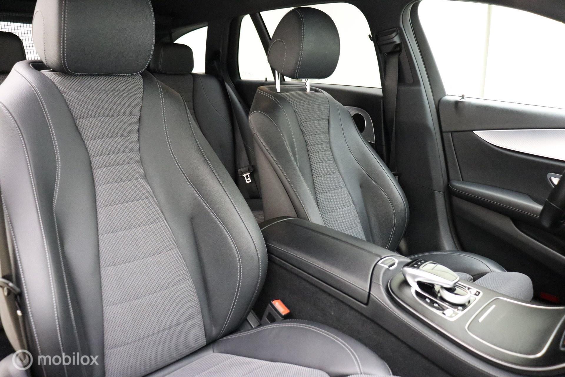 Foto van Mercedes-Benz E 300 D