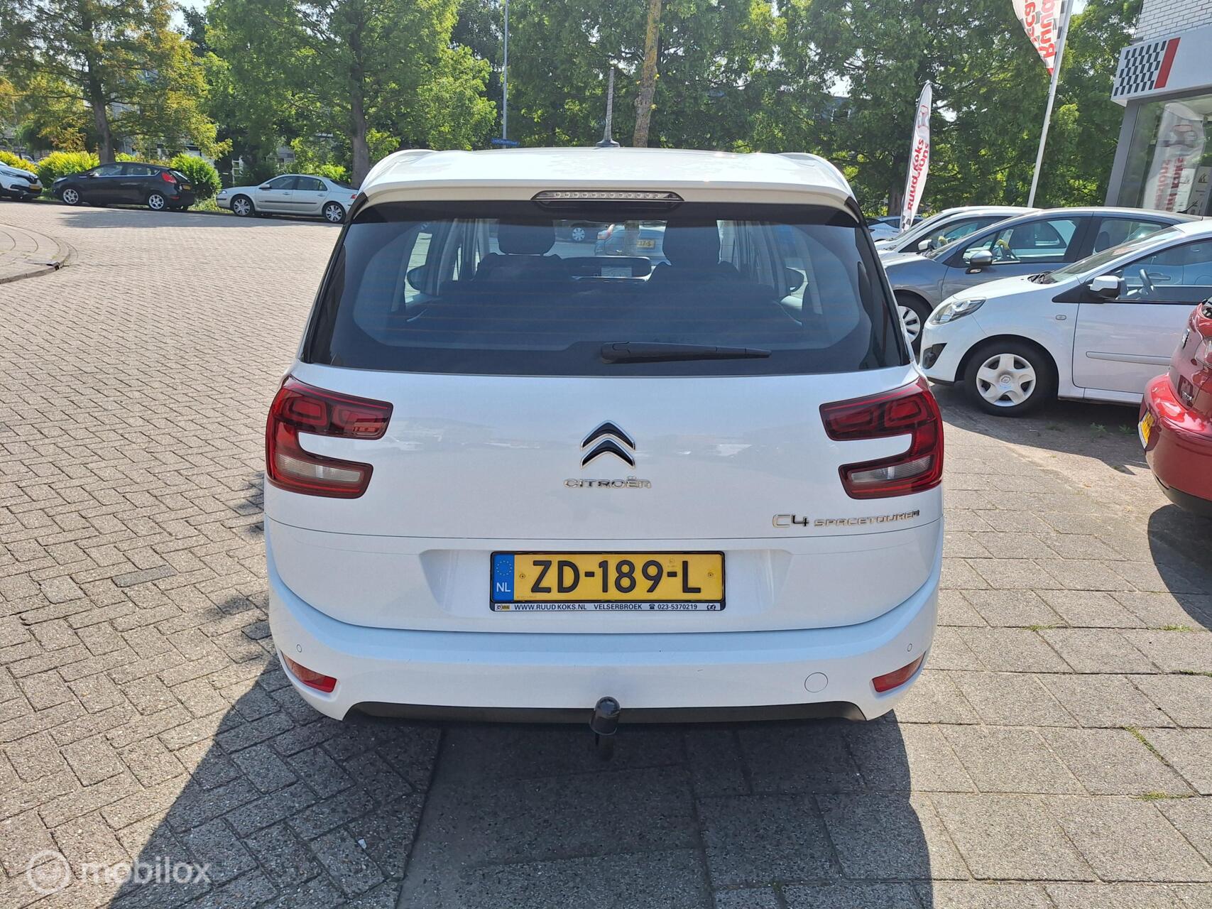 Foto van Citroen C4 Spacetourer