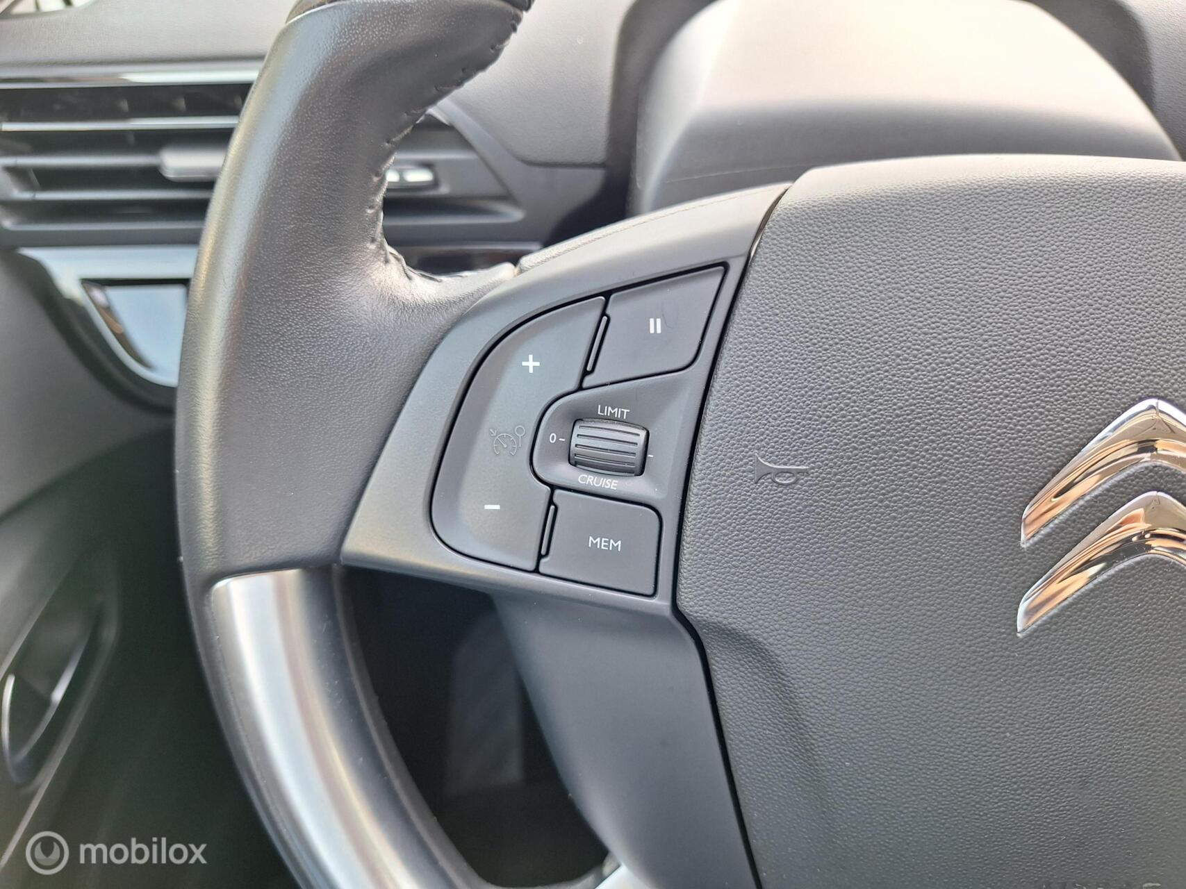 Foto van Citroen C4 Spacetourer