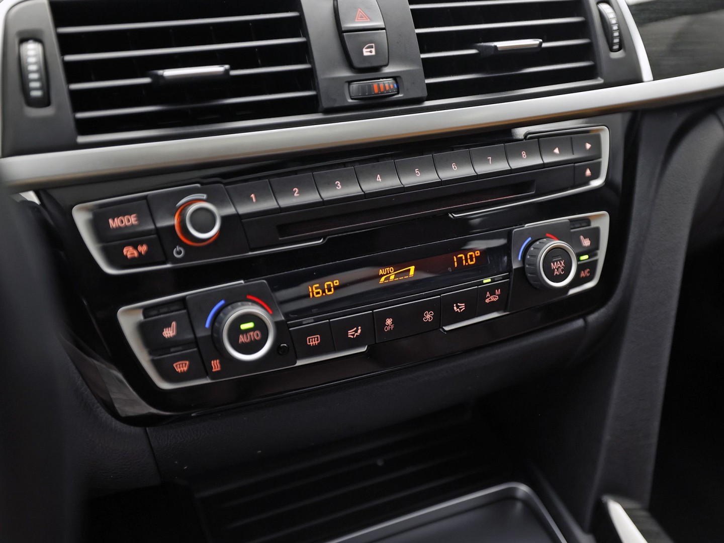 Foto van BMW 318i