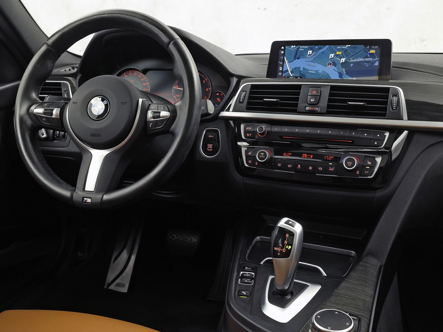 Foto van BMW 318i