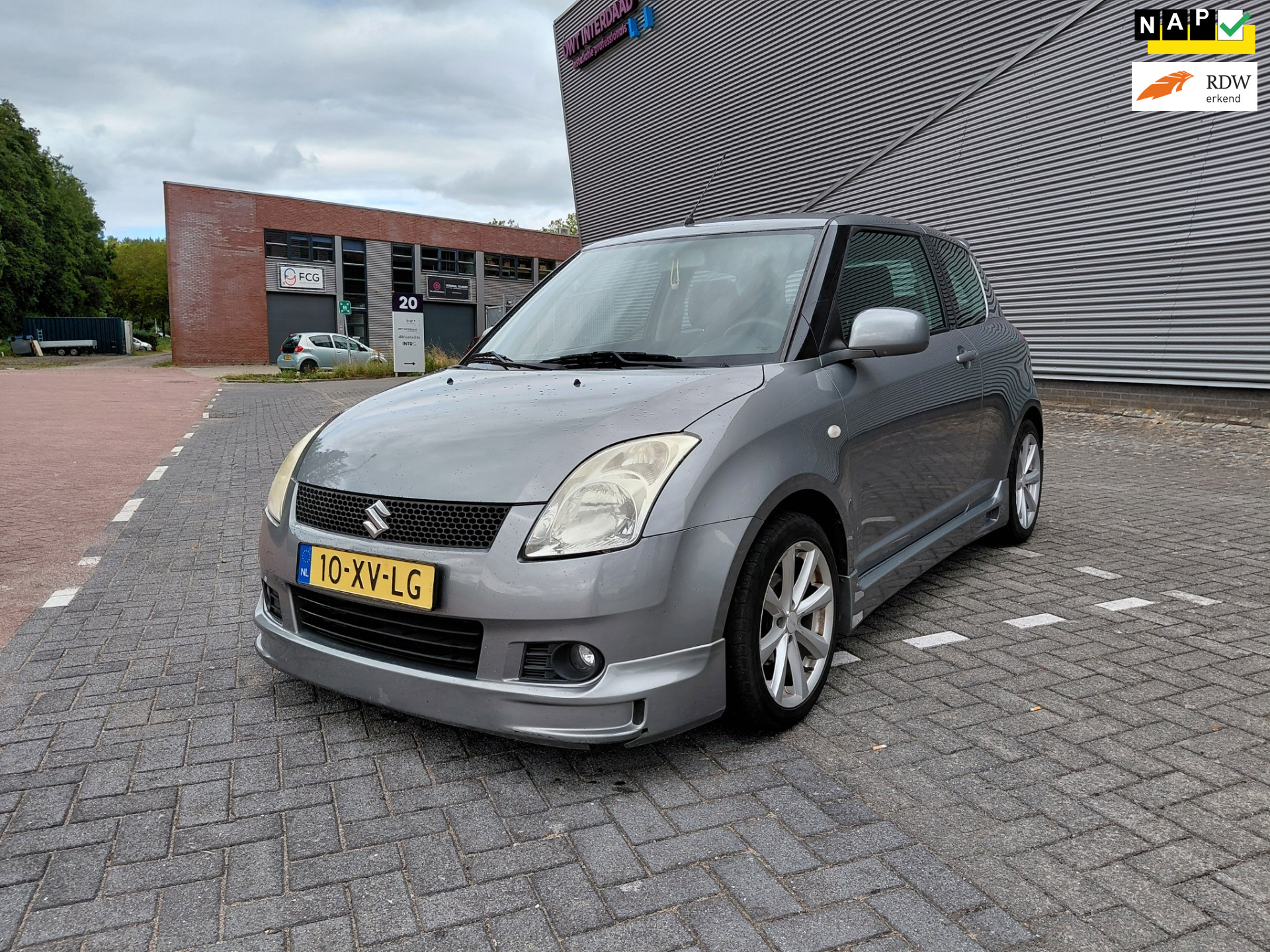 Suzuki Swift 1.5 Exclusive airco Sport uitvoering 2007 - voorkant