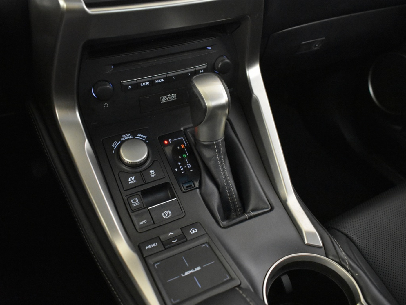 Foto van Lexus Lexus Nx300h