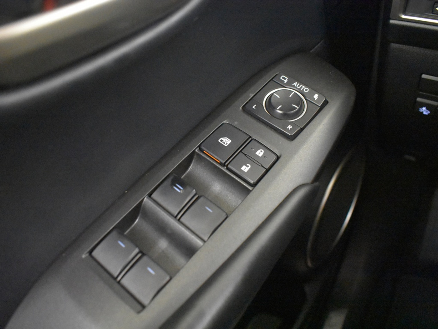 Foto van Lexus Lexus Nx300h