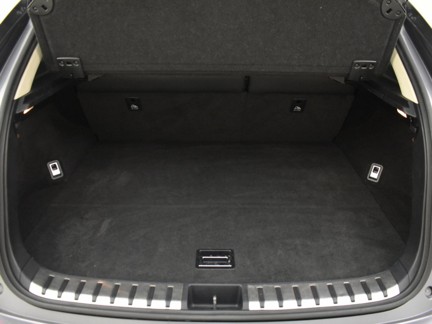 Foto van Lexus Lexus Nx300h