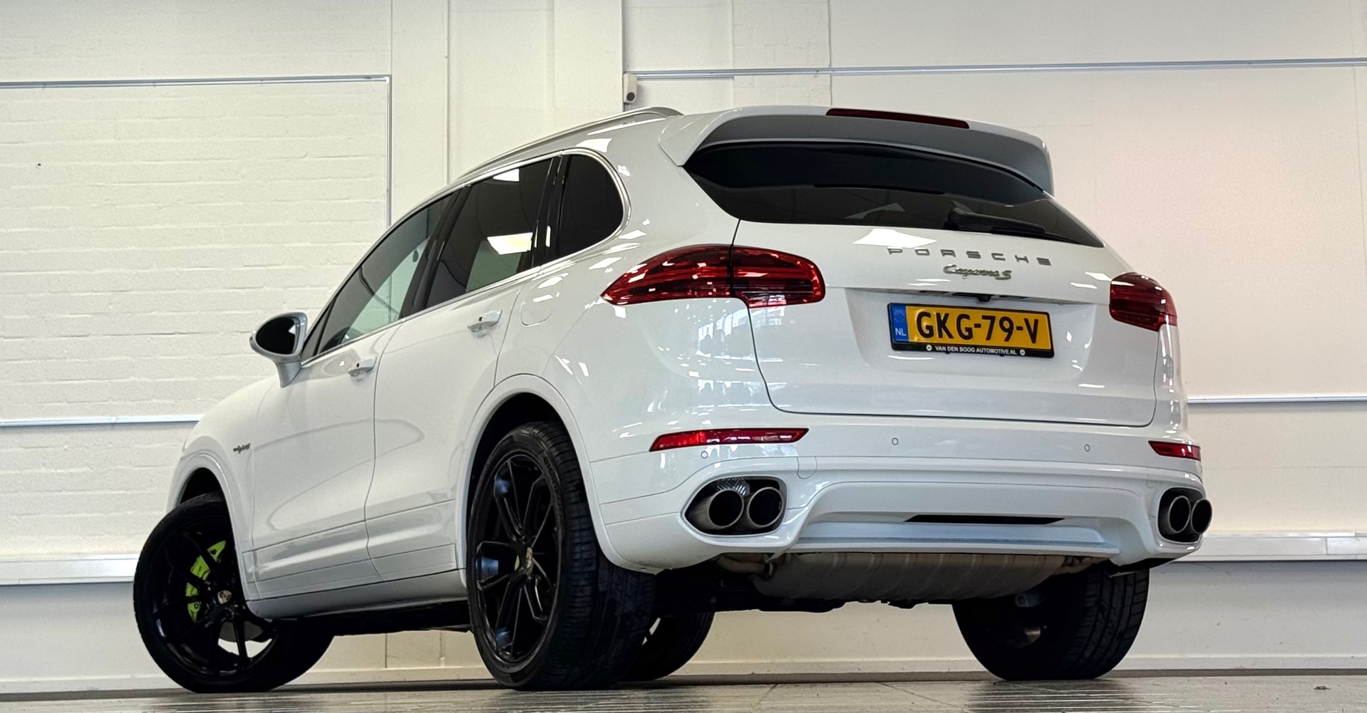 Foto van Porsche Cayenne S Hybrid